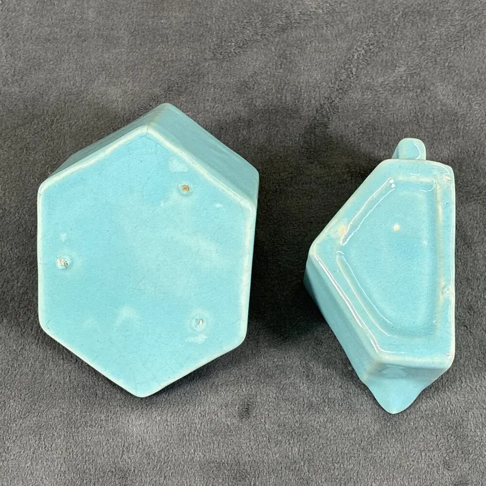 Vintage Caifornia Tudor Pottery Turquoise Nesting Creamer /Open Sugar Tray Set